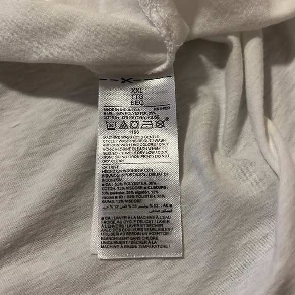 Old Navy ‘Optimist,’ shirt. Never worn. EUC. - Picture 5 of 5